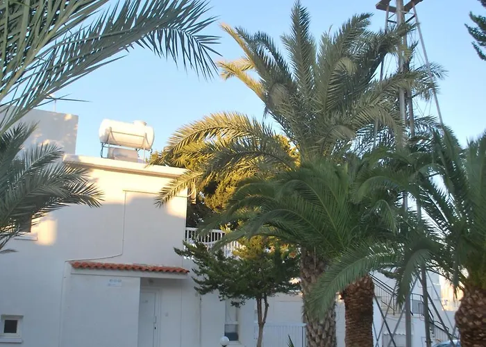 Flisvos Beach Apartments